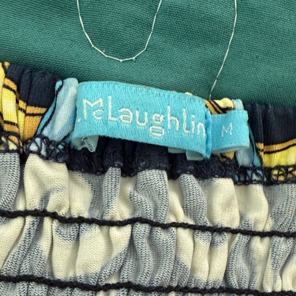 Chic Black and Gold Women's Camisole - Picture 4 of 4